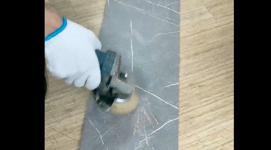 地板超强磨损测试视频